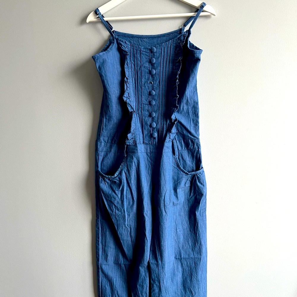 Women’s jumpsuit with adjustable straps, size 27